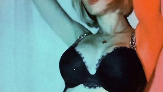 kiss Me