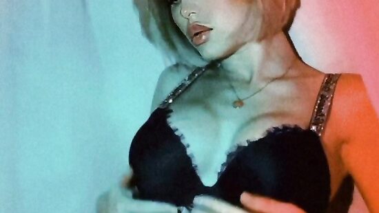 kiss Me