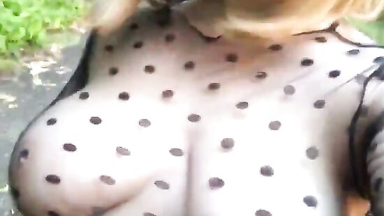 сисястая вдова