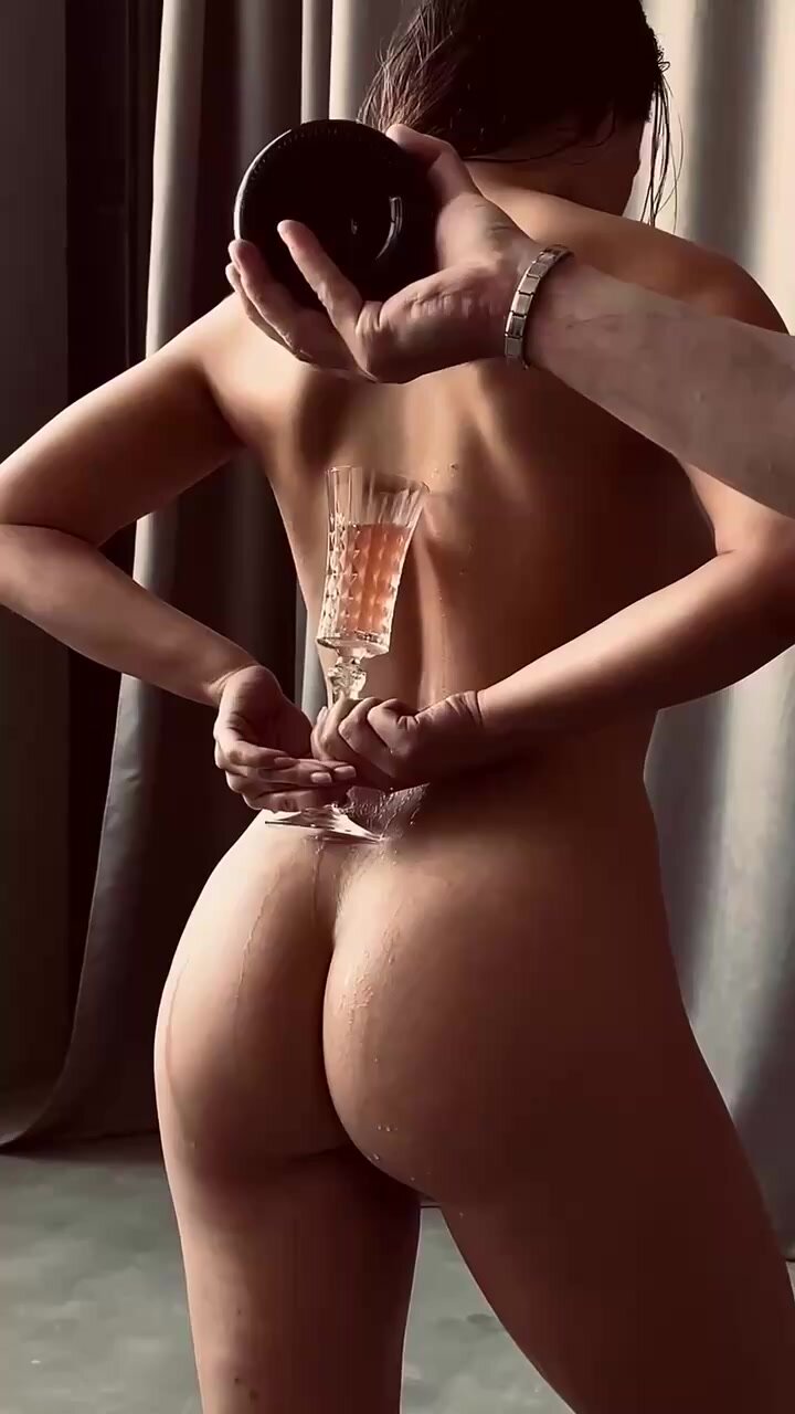 так выпьем же за ЭТО